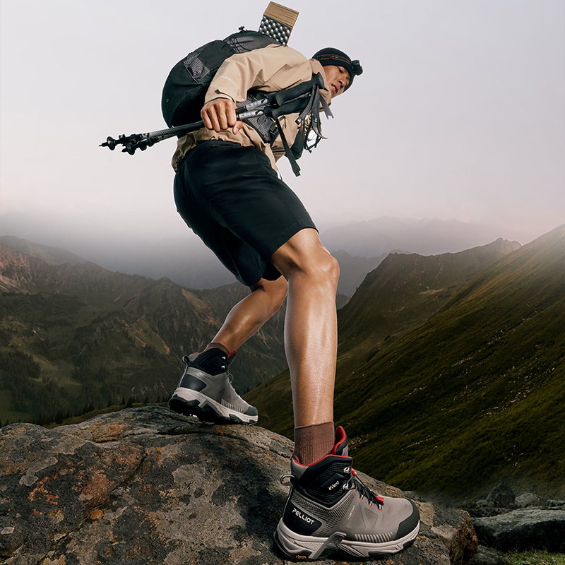 伯希和 大师户外防水登山鞋 女款 图片 2