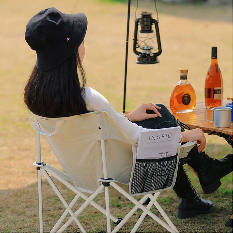 何大屋 露营月亮椅 图片 2